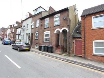 Studio Flat, Buxton Road, LU1