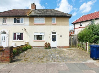 3 Bed Semi-Detached House, Longridge Lane, UB1