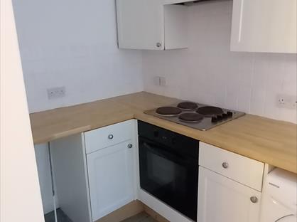 1 Bed Terraced House, Fore St, EX4