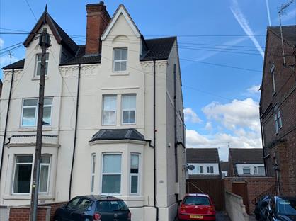 5 Bed Semi-Detached House, Lilac Grove, NG9