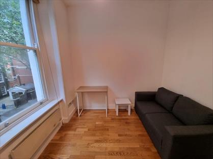 1 Bed Flat, Gray's Inn Road, WC1X