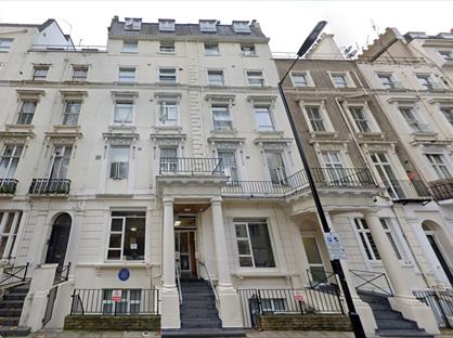 3 Bed Flat, Queensborough Terrace, W2