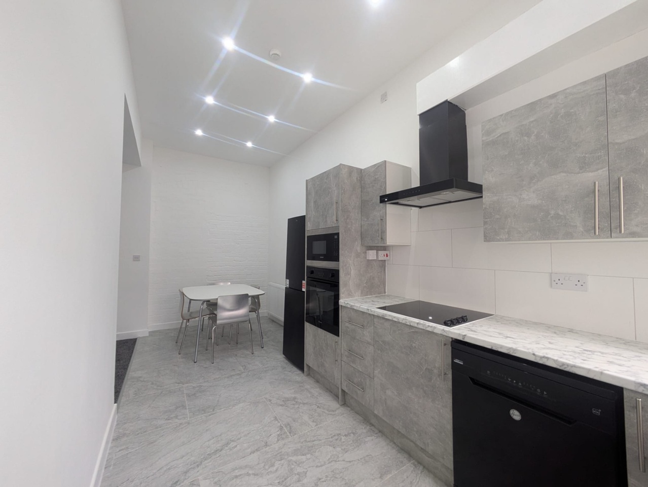 2 Bed Flat, Great Hampton Street, B18, N1 7GU