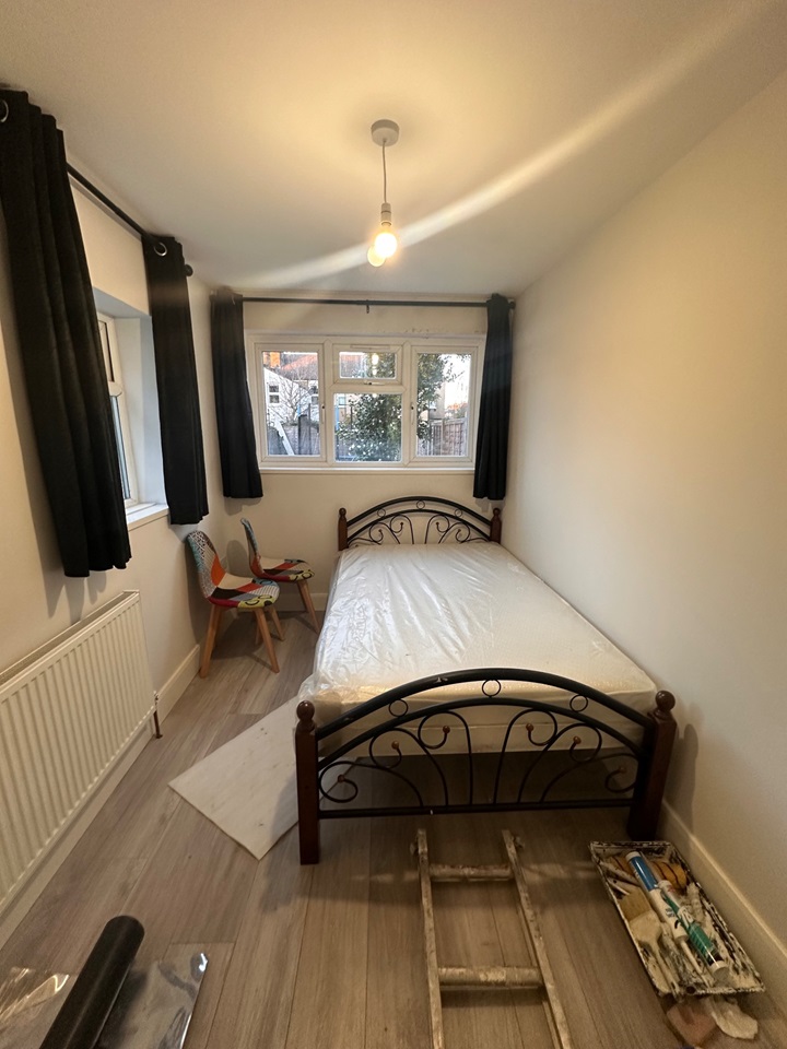 Hounslow Studio Flat, Hounslow, TW3 To Rent Now for £1,100.00 p/m