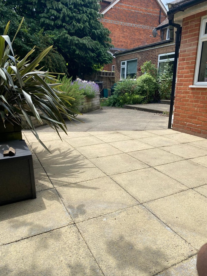 Additional image 11 of Room in a Shared Flat, Western Elms Avenue, RG30, N1 7GU