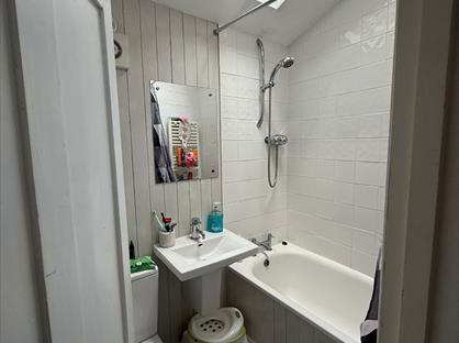 2 Bed Flat, St David's Hill, EX4