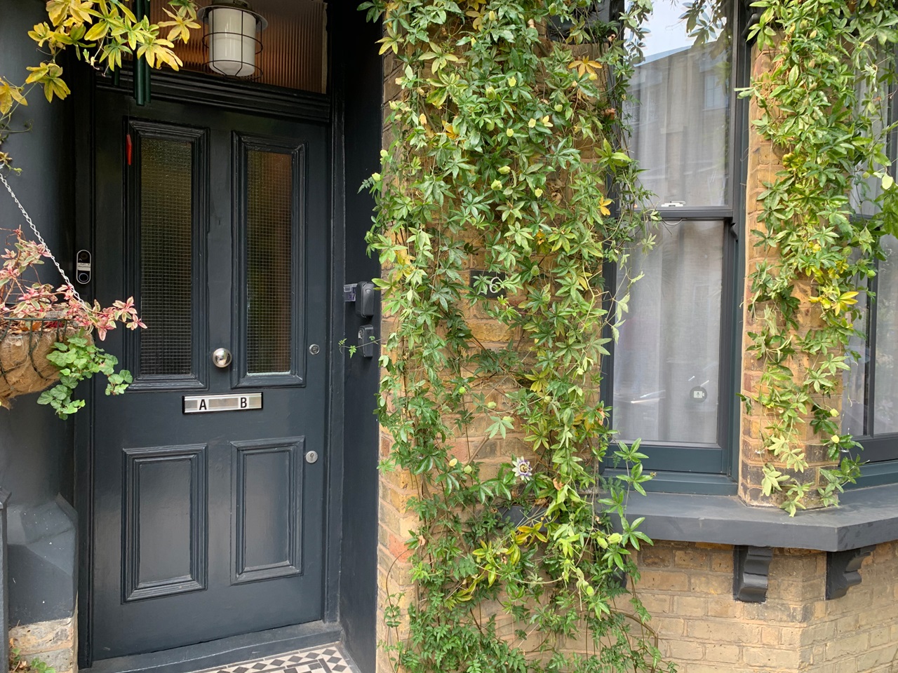 London 3 Bed Flat, Coleman Road, SE5 To Rent Now for £3,090.00 p/m