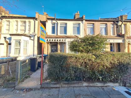 4 Bed Terraced House, Durants Road, EN3