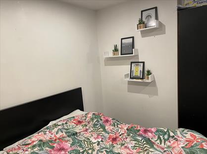 Room in a Shared Flat, Aaron Court, B24