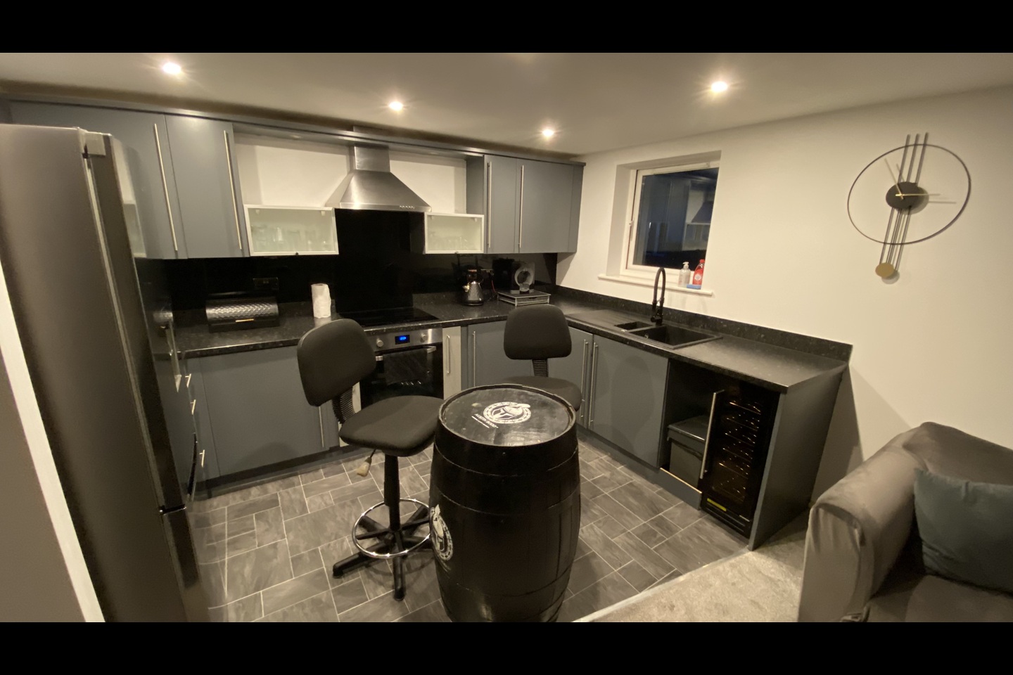 3 Bed Flat, Elmira Way, M5, N1 7GU