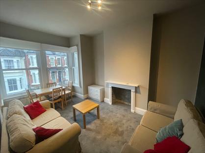 3 Bed Flat, Dorothy Road, SW11