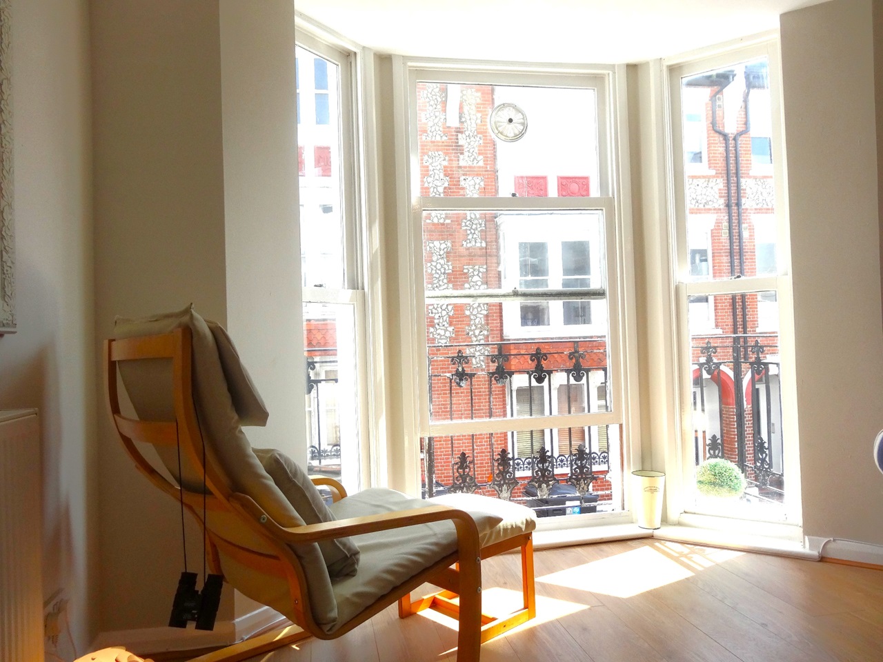 1 Bed Flat, St Annes Court, BN2 photo 3