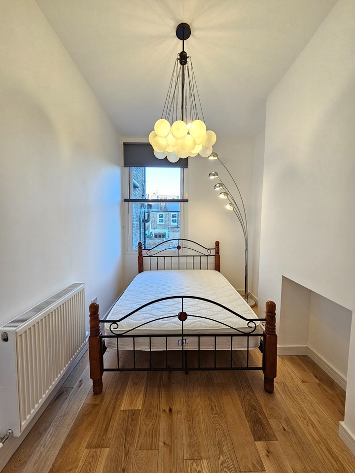 London 2 Bed Flat, Loftus Road, W12 To Rent Now for £1,898.00 p/m