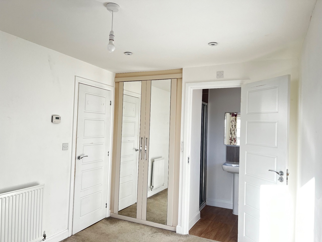 Brooklands, Milton Keynes 3 Bed SemiDetached House, Port Line Road