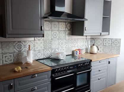 4 Bed Detached House, Well Hall Rd, SE9