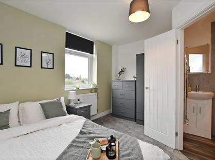 Room in a Shared House, City Road, S2