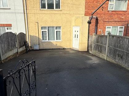 3 Bed Terraced House, Manton Crescent, NG9