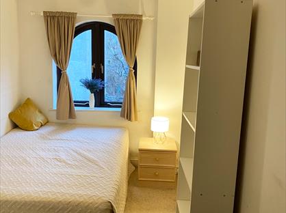 Room in a Shared House, Lewcos House, SW1P