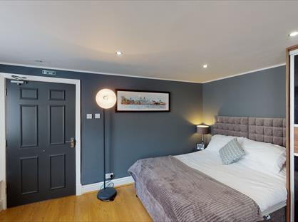 Studio Flat, Trueman Street, L3