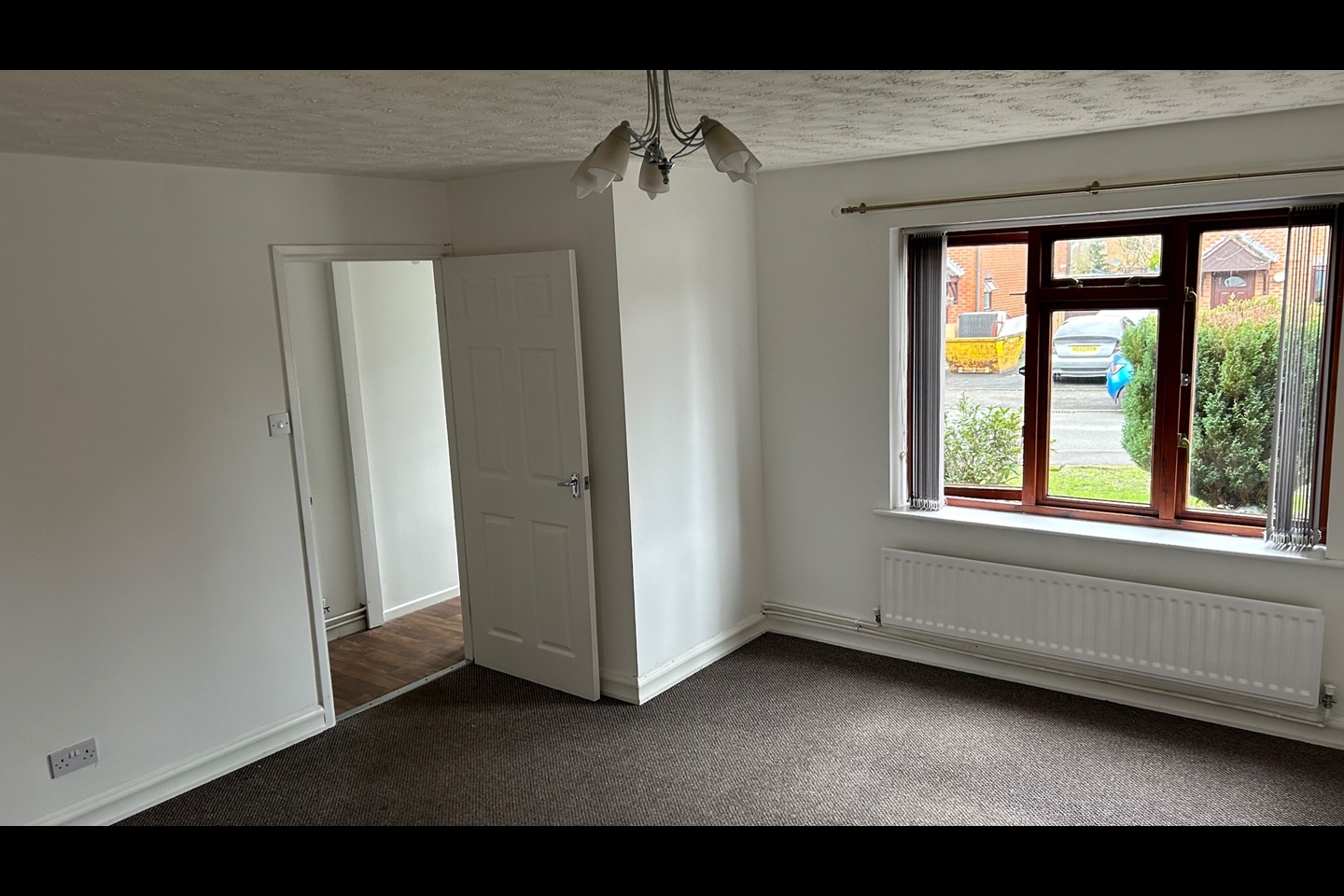 Walsall 3 Bed SemiDetached House, Caledonian Close, WS5 To Rent