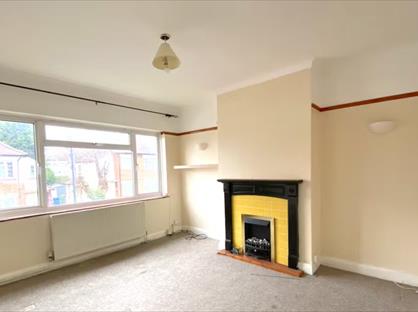 2 Bed Maisonette, Alexandra Close, HA2