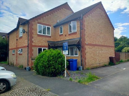 3 Bed Terraced House, Broome Way, OX16