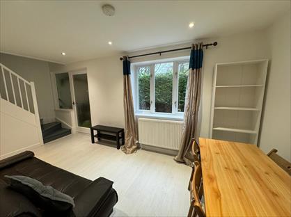 3 Bed End Terrace, Atkins Close, CB4