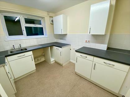 2 Bed Flat, New Street, SY4