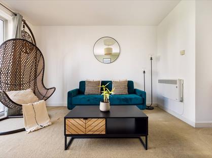2 Bed Flat, Reed Court, SE13
