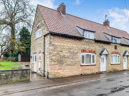 3 Bed Semi-Detached House, Farm Cottages, NG33