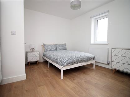 Room in a Shared House, Clarice Street, SA12