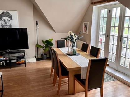 2 Bed Flat, Albert Carr Gardens, SW16