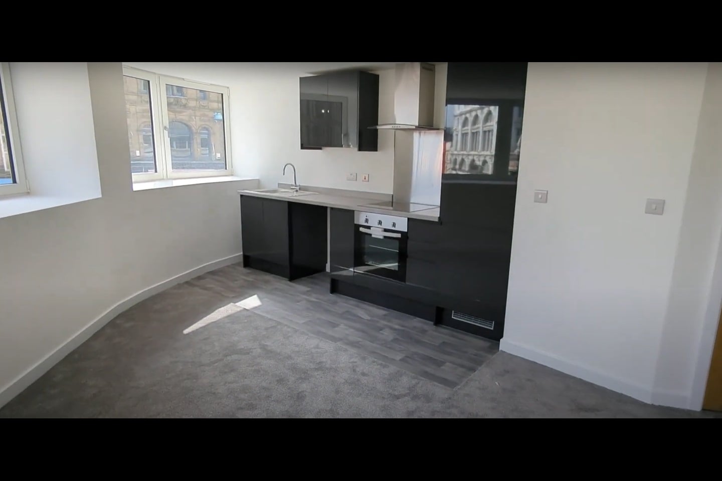 2 Bed Flat, Fargate House, S1, N1 7GU