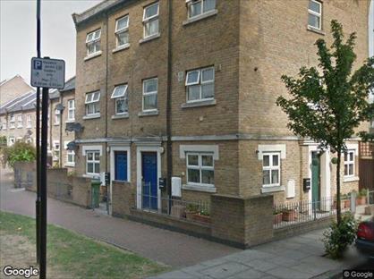 2 Bed Maisonette, Balmore Close, E14