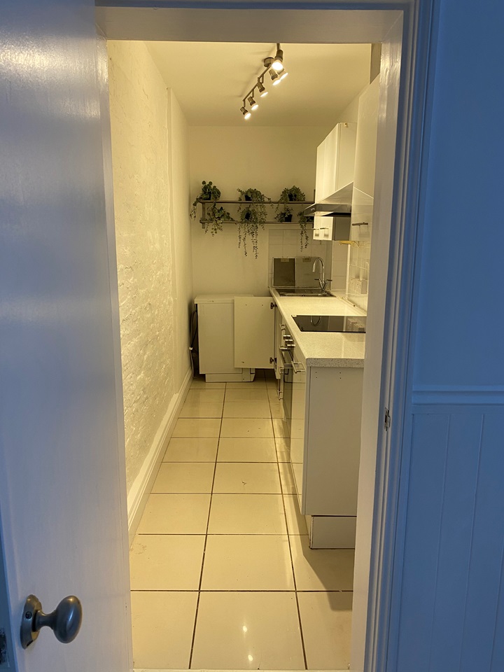 St Leonards On Sea 3 Bed Flat, Warrior Square, TN37 To Rent Now for