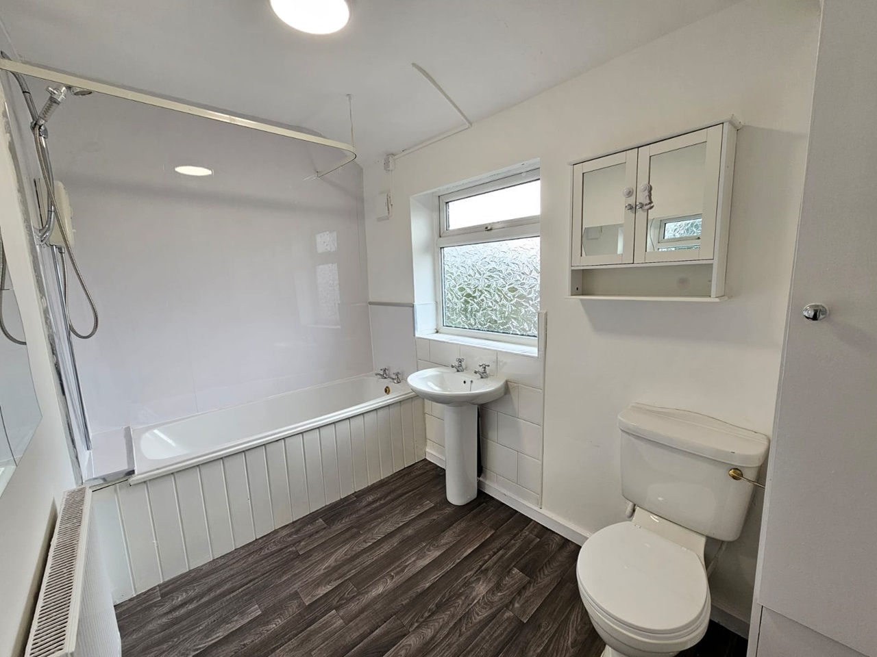 Manchester 3 Bed Terraced House, Kirkby Avenue, M40 To Rent Now for £1,190.00 p/m