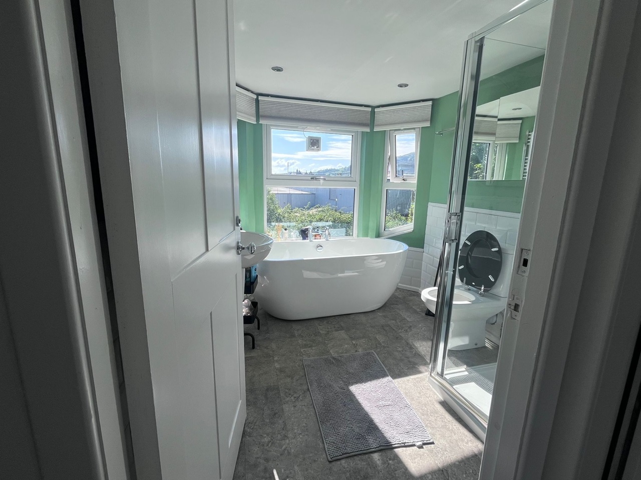 Edinburgh 3 Bed Pitlochry Place, EH7 To Rent Now for £