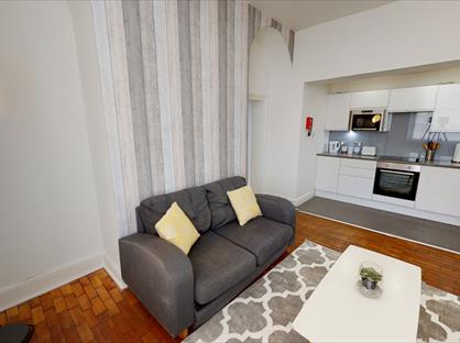 2 Bed Flat, Dale Street, L2