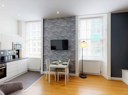 Studio Flat, Dale Sreet, L2