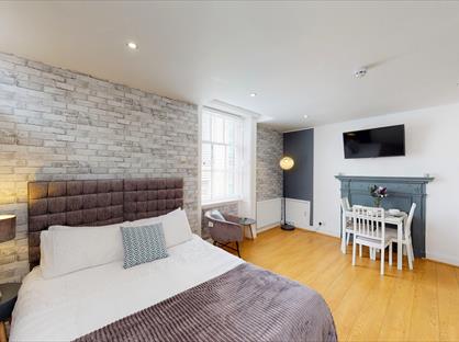 Studio Flat, Dale Street, L2