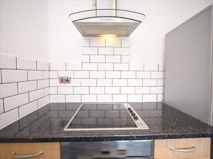 Studio Flat, Flanders Court, E17