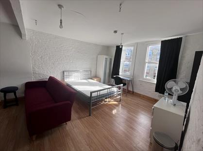 Studio Flat, Scrutton Street, EC2A