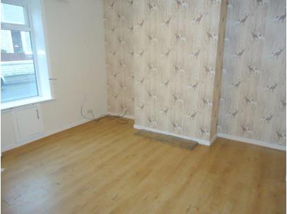 2 Bed Terraced House, Lion Street, BB5