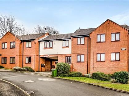 1 Bed Flat, St. Johns Chase, WF1