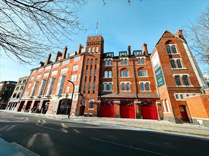 1 Bed Flat, Brigade Court, SE1