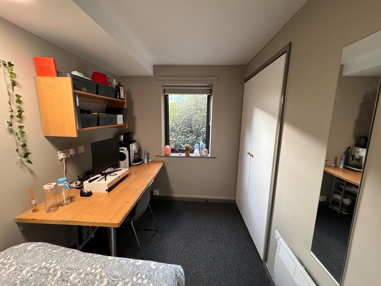 Sheffield Room in a Shared Flat, Devonshire Courtyard, S1 To Rent Now for £476.67 p/m