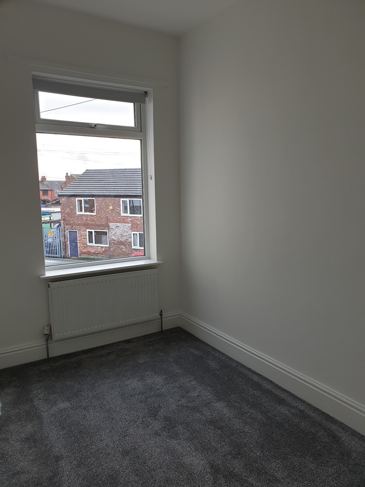 Stockport 2 Bed Flat, Reddish, SK5 To Rent Now for £750.00 p/m