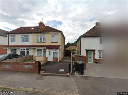 3 Bed Detached House, Treetops Drive, PO8