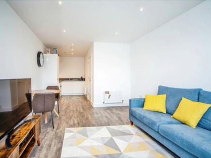 1 Bed Flat, Corys Road, ME1