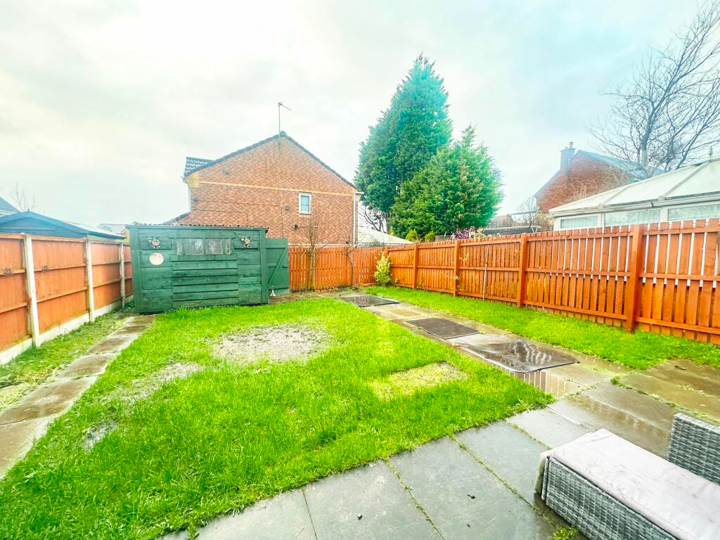 Farnworth, Bolton 4 Bed Detached House, Seathwaite Road, BL4 To